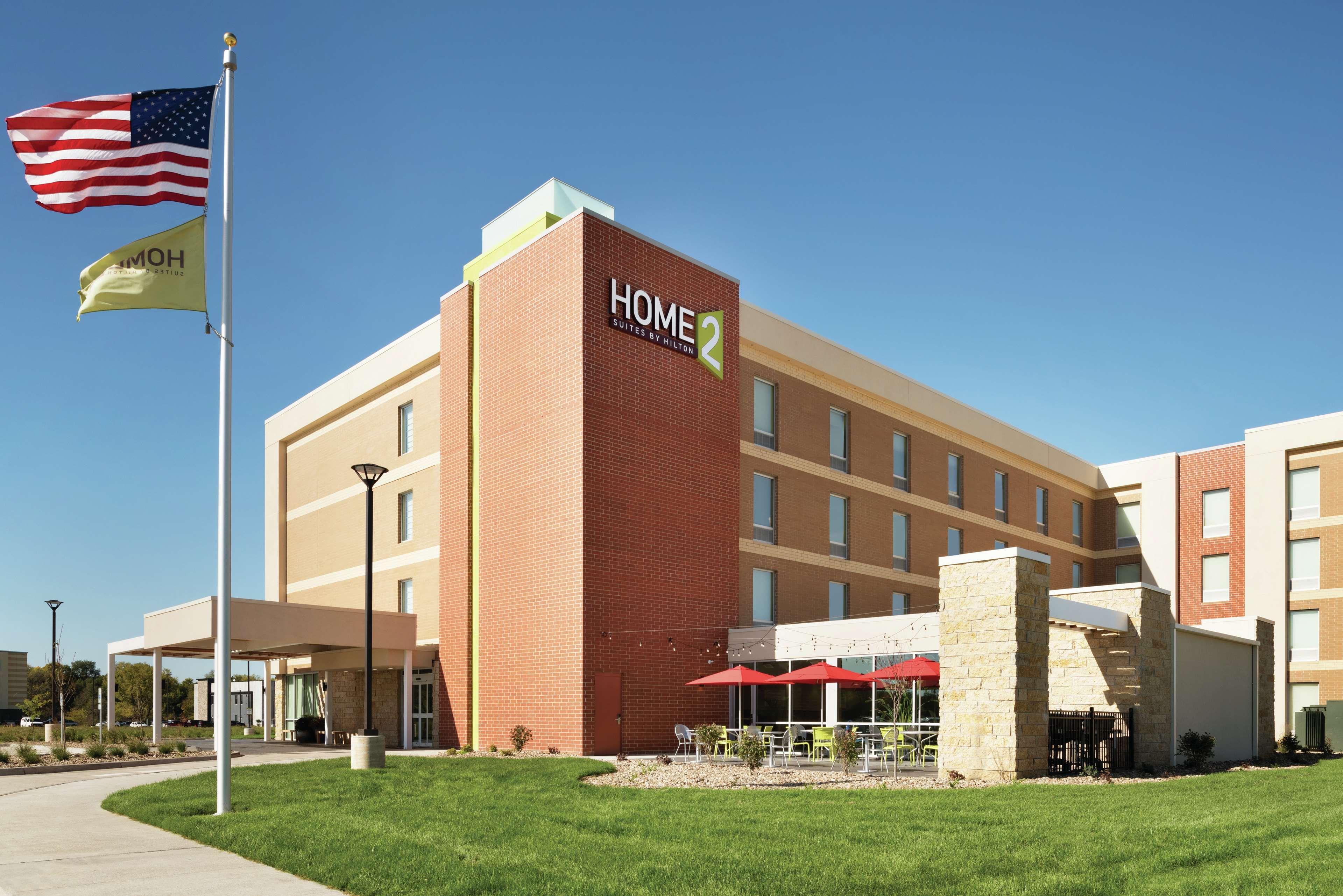 Home2 Suites By Hilton Iowa City Coralville Esterno foto