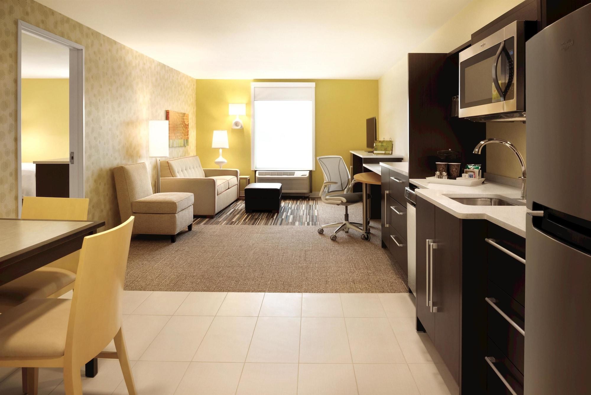 Home2 Suites By Hilton Iowa City Coralville Esterno foto