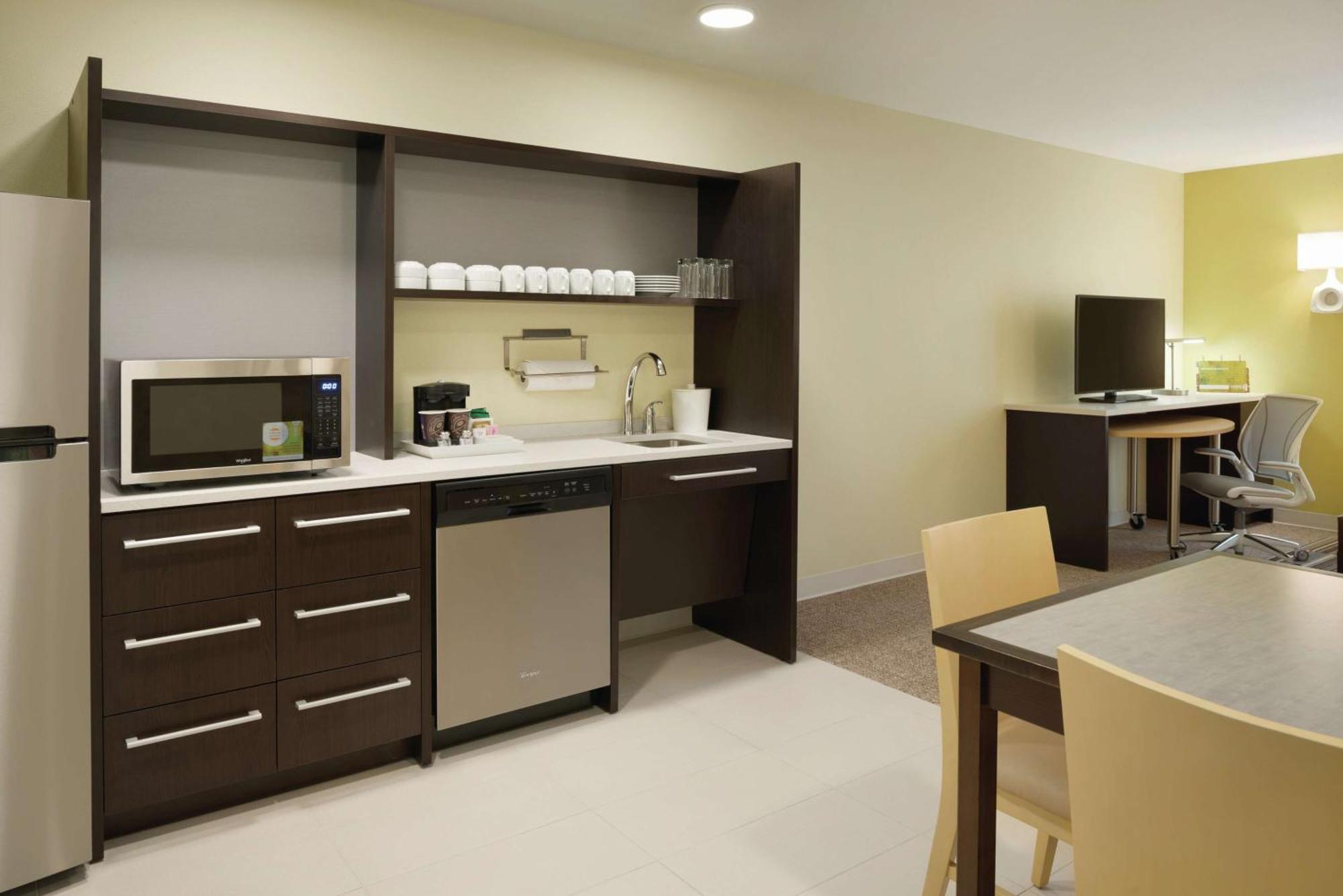 Home2 Suites By Hilton Iowa City Coralville Esterno foto