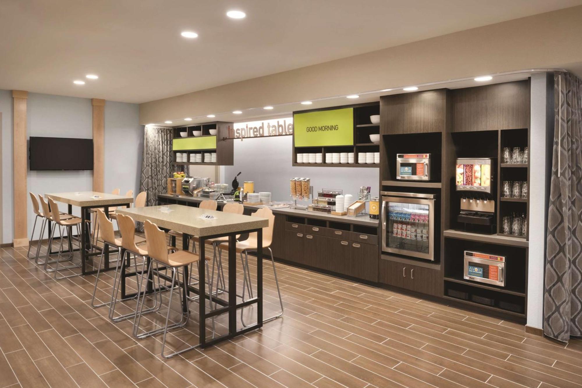 Home2 Suites By Hilton Iowa City Coralville Esterno foto